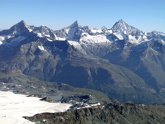 ������I�[�o�[�E�K�[�x���z����4063���@�`�i�[�����[�g�z����4221���@���@�C�X�z����4506��